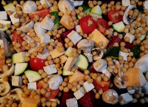 Chickpeas and vegetables ready for roasting